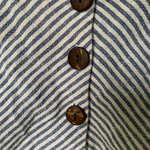 Beachy Pinstripe Button Boho Crop Top - Picture 3 of 4